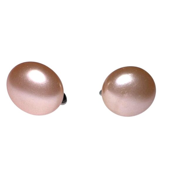 VINTAGE FAUX PEARL EARRINGS CLIP ON SCREW BACK PINK IVORY 2 PAIR FASHION JEWELRY - Picture 3 of 4